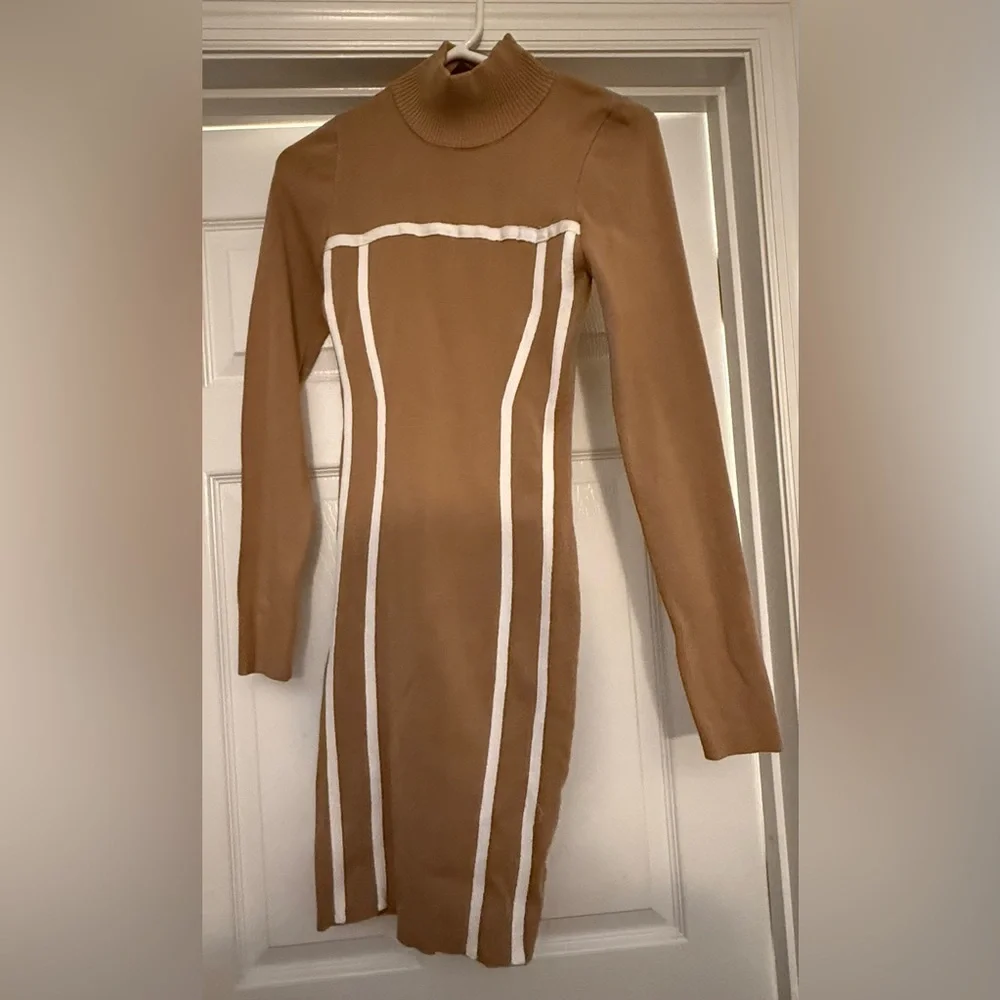 Elegant Tan and White Women's Dress - Picture 1 of 9